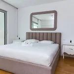 Harmony 4i House By Ici فيلة البوفيرا
